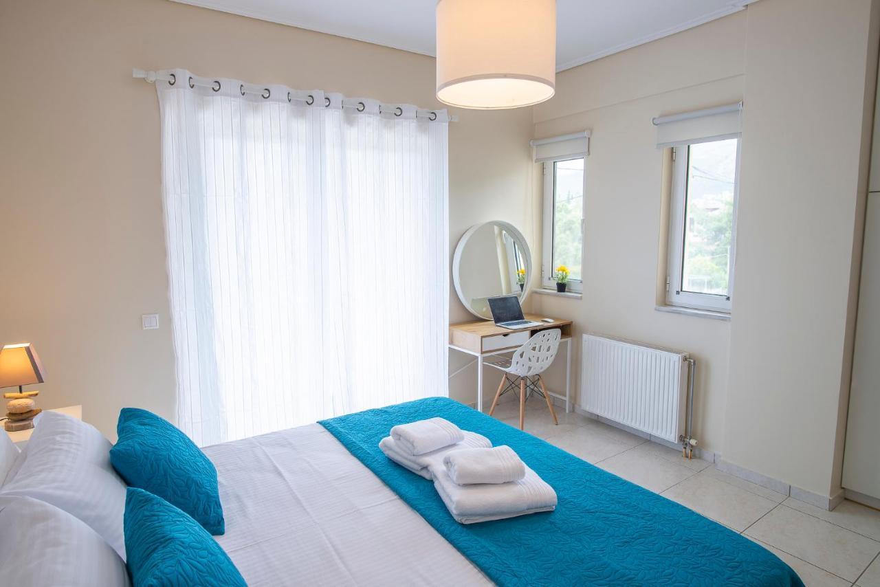Helios: Charming Beach Home Next To Crystal Waters Néa Mákri Exteriör bild